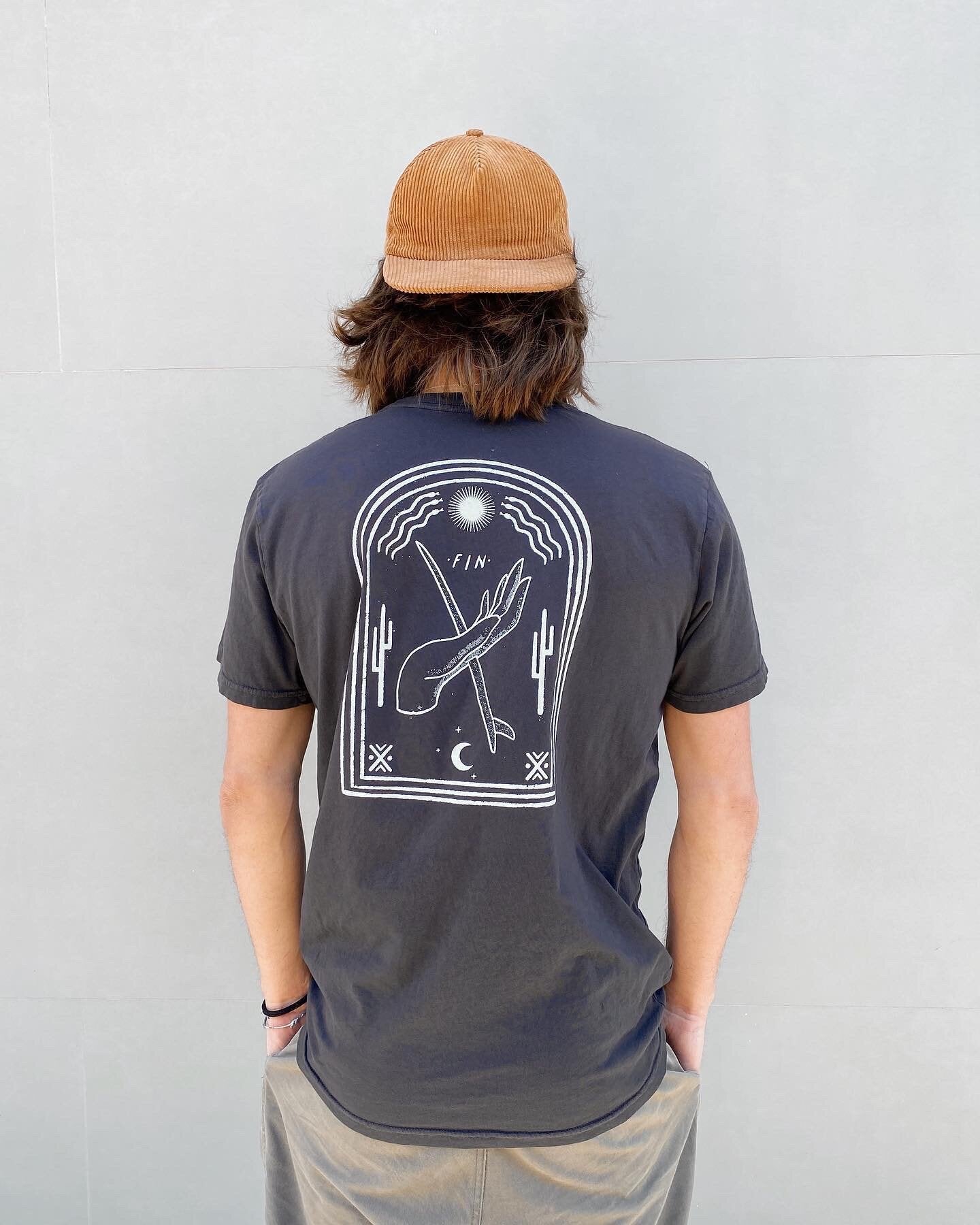 Fin Tee